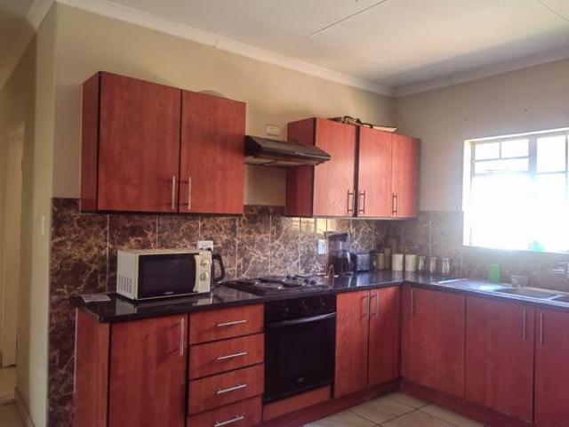 3 Bedroom Apartment in Waterval East