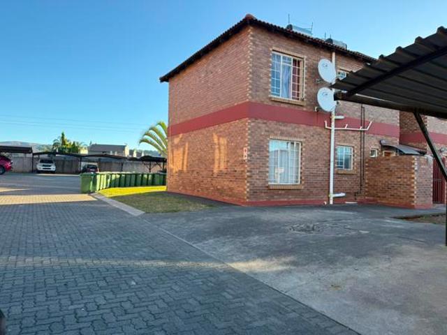 3 Bedroom Apartment in Waterval East