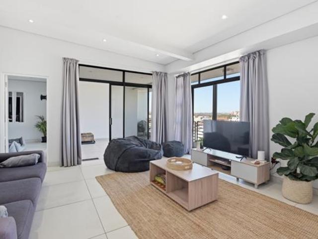 3 Bedroom Apartment in Waves Edge