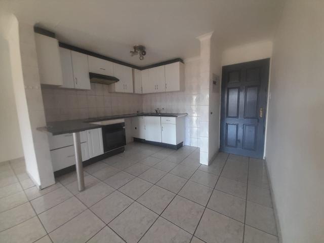 3 Bedroom Apartment in Weltevreden Park