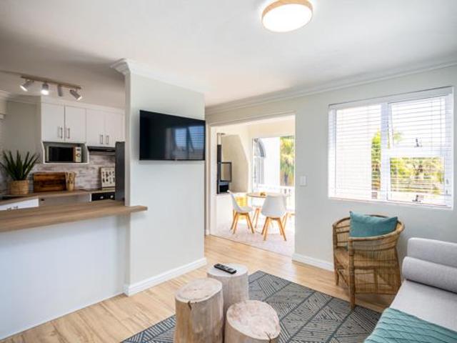 3 Bedroom Apartment in West Beach