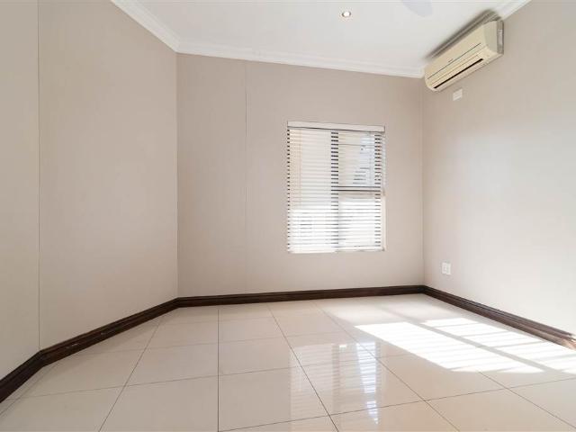 3 Bedroom Apartment in Westbrook