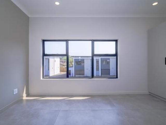 3 Bedroom Apartment in Westbrook
