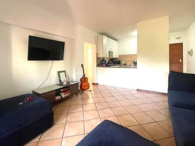 3 Bedroom Apartment in Winchester Hills