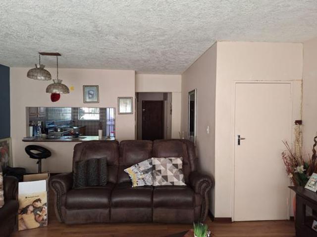 3 Bedroom Apartment in Witbank Central