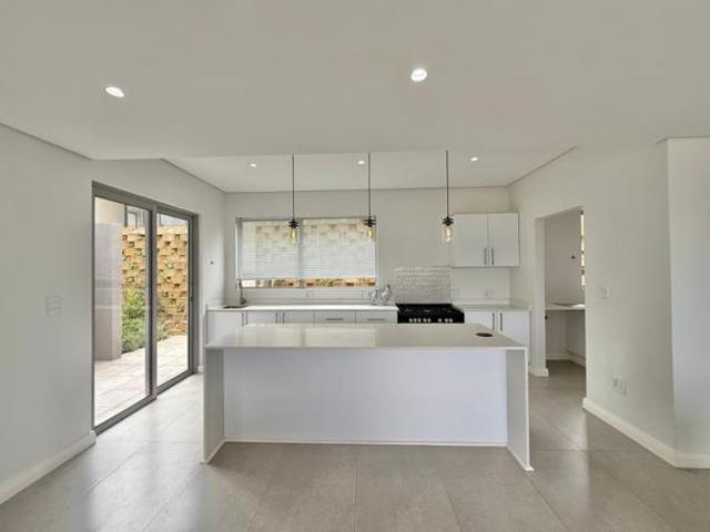 3 Bedroom Apartment in Zululami Luxury Coastal Estate