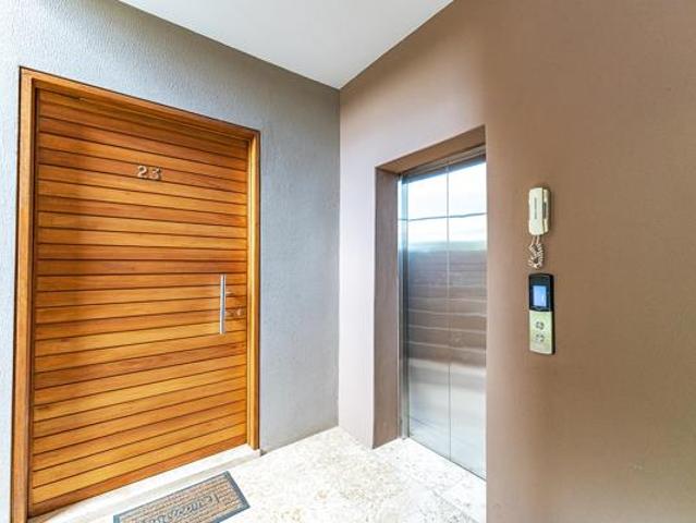 3 Bedroom Apartment in Zimbali Estate