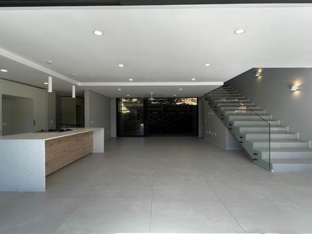 3 Bedroom Apartment in Zimbali Estate