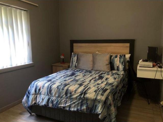 3 Bedroom Apartment in Zonnebloem
