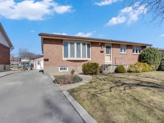 3 Bedroom Apartment Kingston ON LS99753625