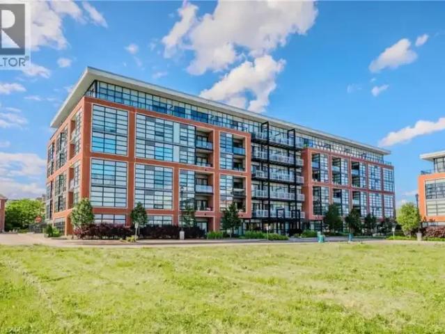 3 Bedroom Apartment Kitchener ON 102952178