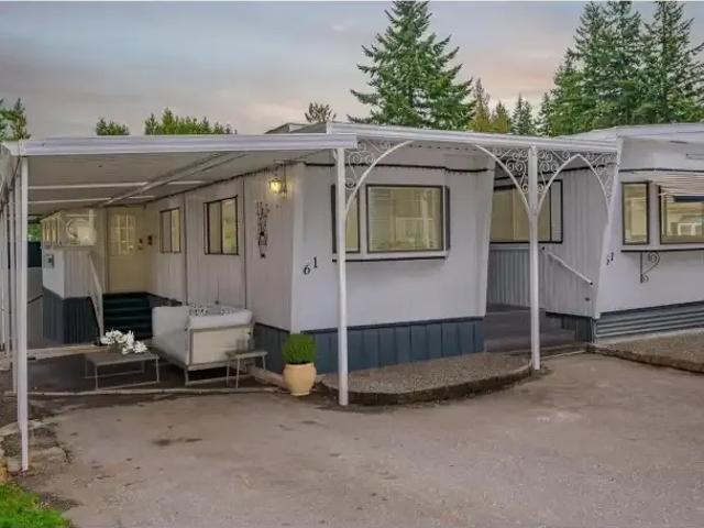 3 Bedroom Apartment Langley BC 103487544