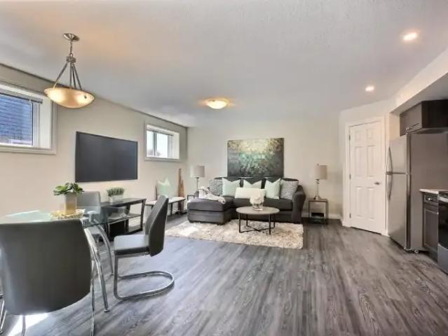 3 Bedroom Apartment Regina SK 99042631