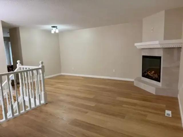3 Bedroom Apartment Red Deer AB 104401559