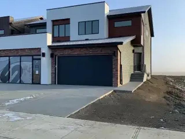 3 Bedroom Apartment St. Albert AB 102467715
