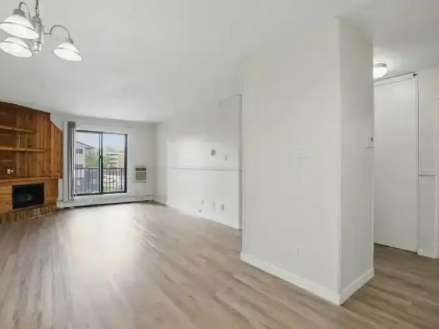 3 Bedroom Apartment Saskatoon SK LS103010983