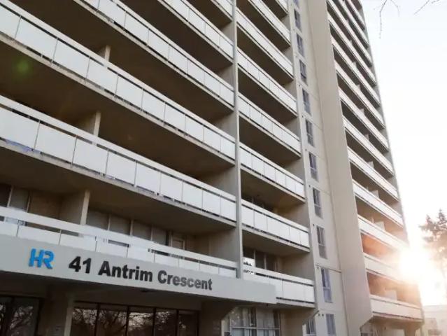 3 Bedroom Apartment Scarborough ON LS98317344