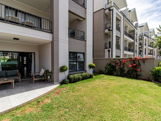 3 Bedroom Apartment To Let in Waterfall