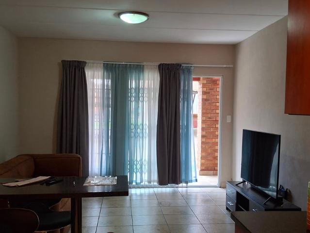 3 Bedroom Apartment To Let in Waterval East