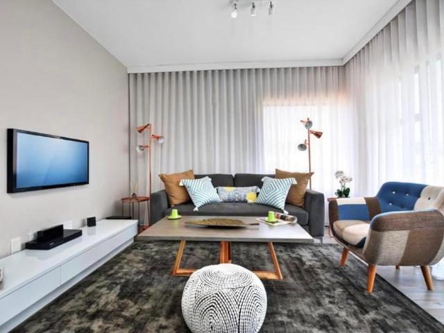 3 Bedroom Apartment To Let in Broadacres