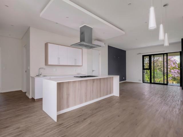 3 Bedroom Apartment To Let in Bryanston