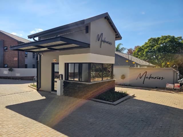 3 Bedroom Apartment To Let in Bryanston
