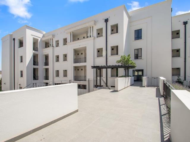 3 Bedroom Apartment To Let in Bryanston
