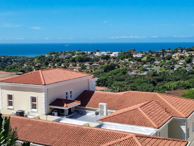 3 Bedroom Apartment To Let in La Lucia