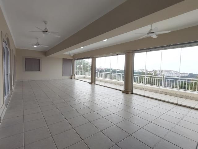 3 Bedroom Apartment To Let in La Lucia