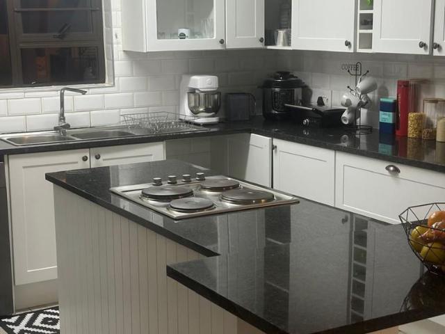 3 Bedroom Apartment To Let in Randpark Ridge