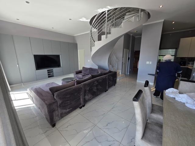 3 Bedroom Apartment To Let in Sandhurst