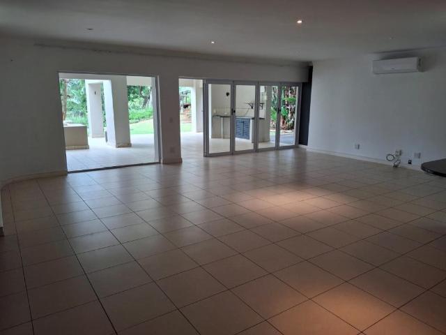 3 Bedroom Apartment To Let in Shakas Rock