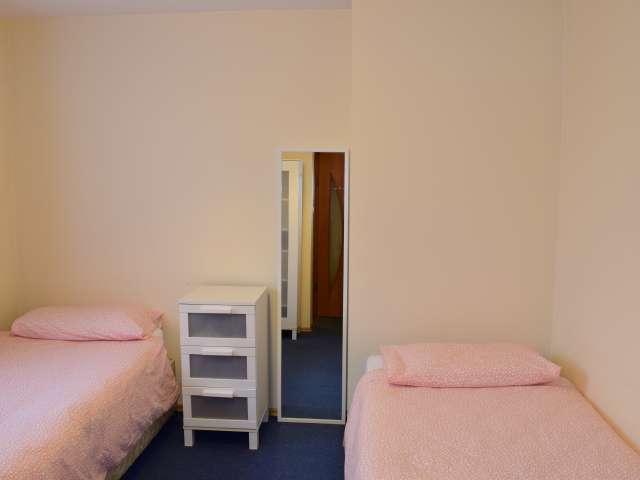 3 bedroom apartment to rent in Drimnagh, Dublin