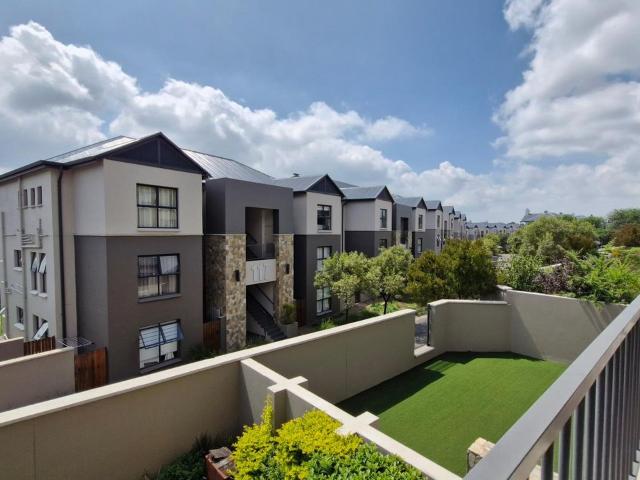 3 Bedroom apartment to rent in Waterfall, Midrand