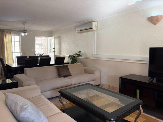3 Bedroom Apartment To Rent In Villa Med, Willard Beach, Ballito