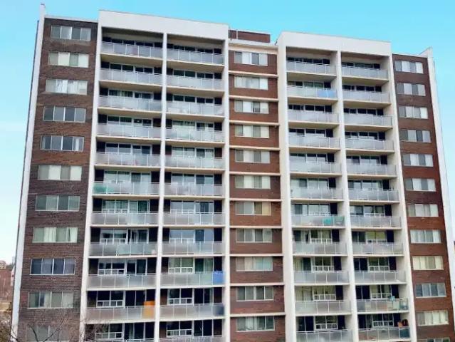 3 Bedroom Apartment Toronto ON 105022631