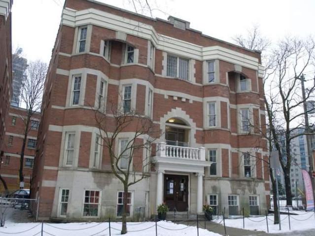3 Bedroom Apartment Toronto ON LS89821915