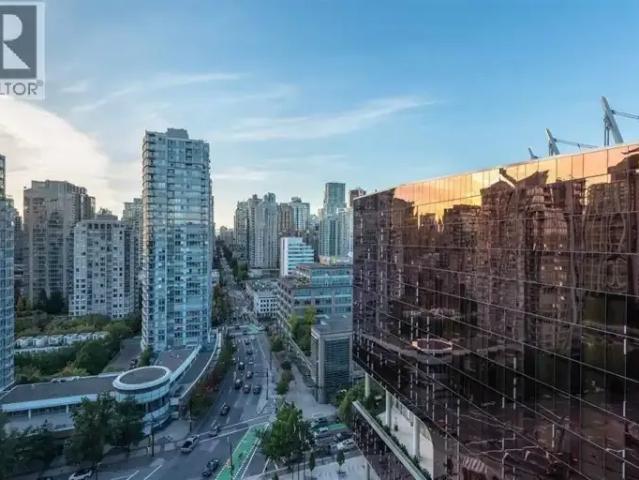 3 Bedroom Apartment Vancouver BC 102701606