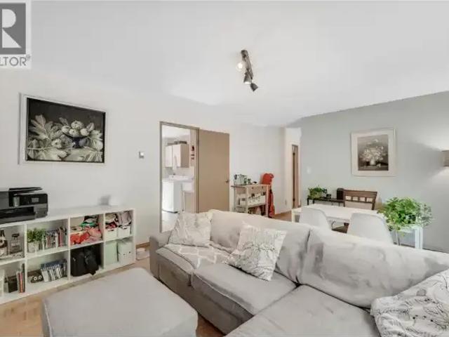 3 Bedroom Apartment Vancouver BC 104183227