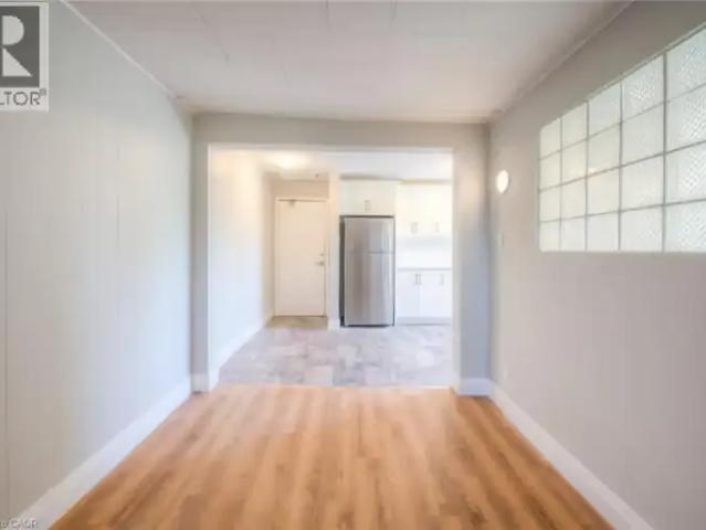 3 Bedroom Apartment Waterloo ON 105004902
