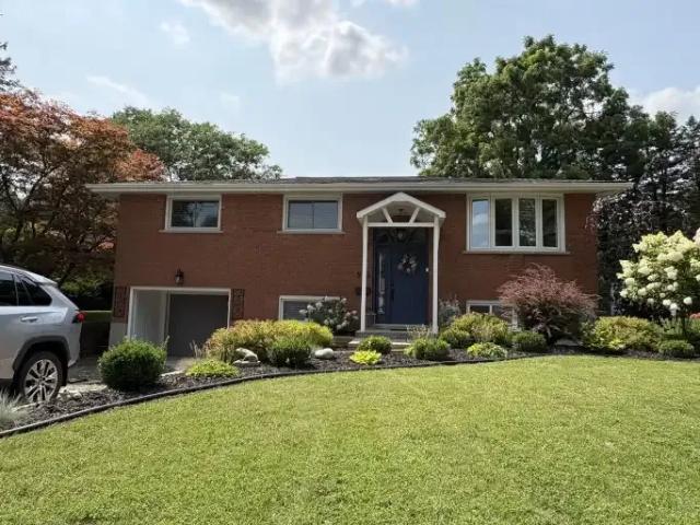 3 Bedroom Apartment Waterloo ON 105023245