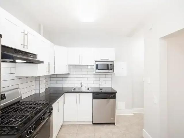 3 Bedroom Apartment Winnipeg MB 103878888