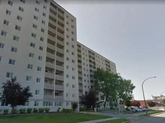 3 Bedroom Apartment Winnipeg MB 104469728