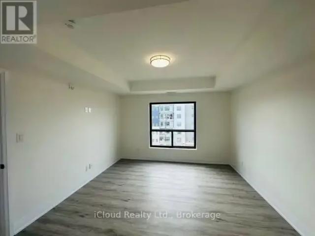 3 Bedroom Apartment Windsor ON LS101878416