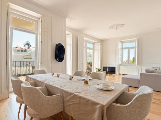 3 Bedroom Apartment with a view, Estoril, Cascais