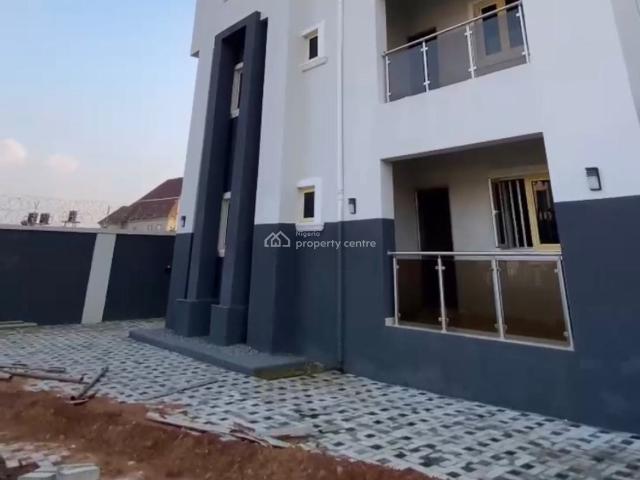 3 bedroom Apartment With Bq & Solar Panels