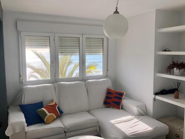 3 BEDROOM APARTMENT WITH SEA VIEWS LA ALBUFERETA