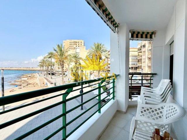 3 BEDROOM APARTMENT WITH SEA VIEWS TORREVIEJA
