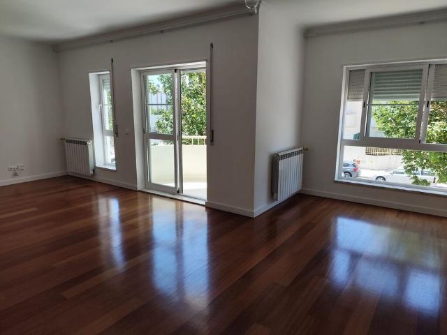 3 Bedroom Apartment with parking, São Domingos de Rana, Cascais