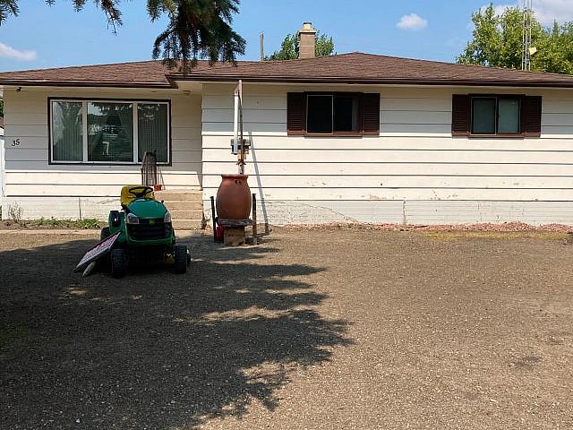3 Bedroom Bungalow For Sale